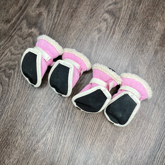 Petsmart brand fleece zip up pink dog booties - Picture 4 of 6